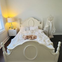 Vintage Bed