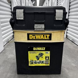 Dewalt Rolling Toolbox 