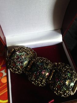 Vintage Judy lee bracelet $100 obo .