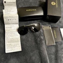 Versace Sunglasses 🕶️ 