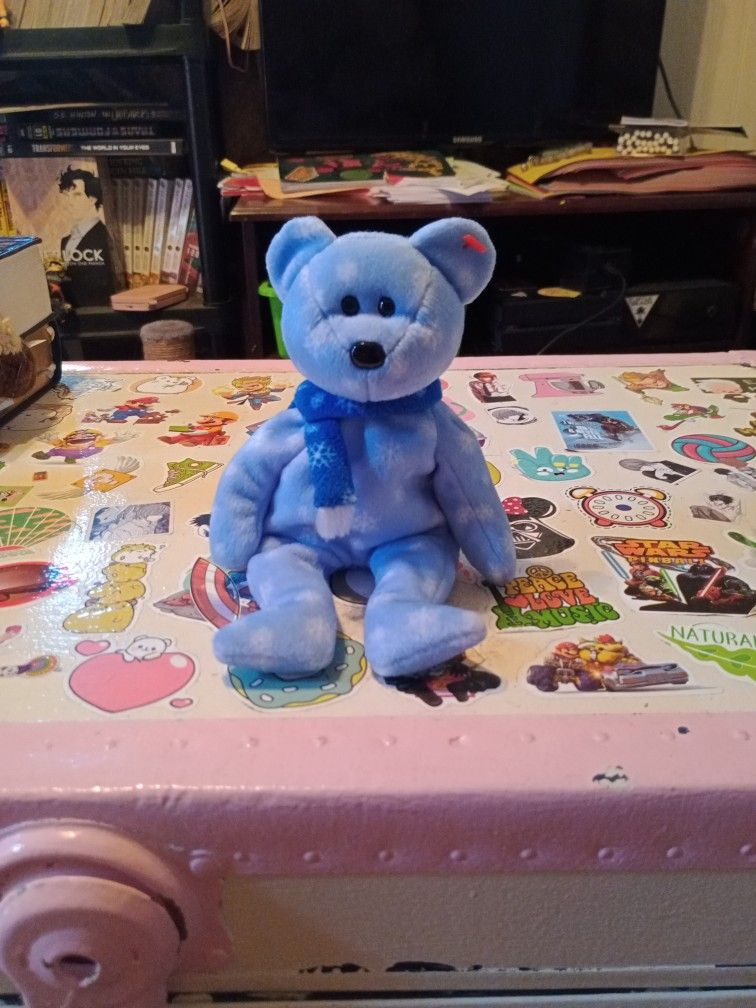 Medium Christmas Ty Bear!