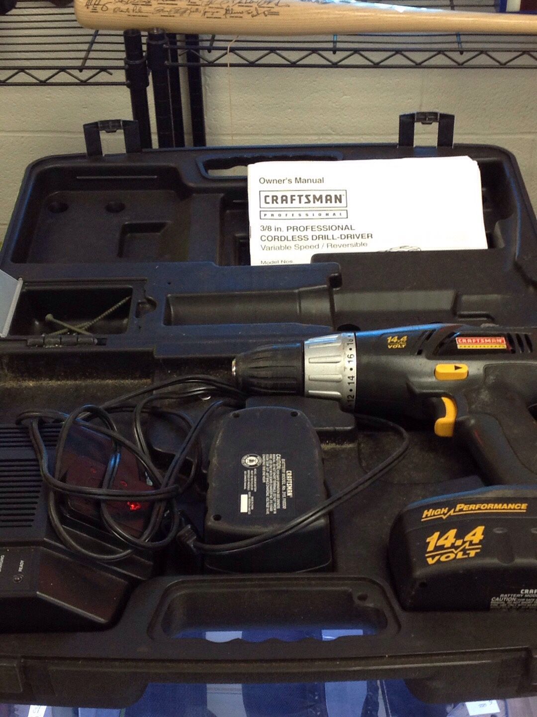 Craftsman Professional Cordless Drill with 2Batteries and Charger