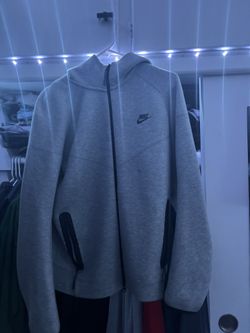 Nike Tech