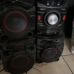 LG stereo Sound System With Bluetooth/ CD/ Radio Etc. Asking $230 New!