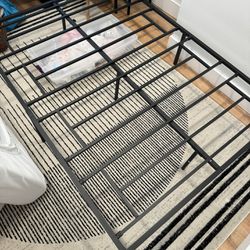 $25 Full Size/twin Size Metal Bed Frame $25