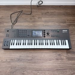 AKAI MPC KEYS 61