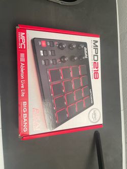 AKAI MPD218 drumpad