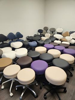🏷️ Warehouse Prices – Stools & Chairs From $30 | Precios de Bodega – Bancos Desde $30