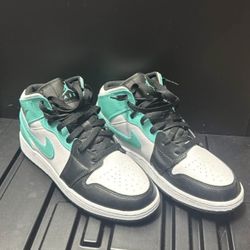 Nike Shoes 51/2 Kids