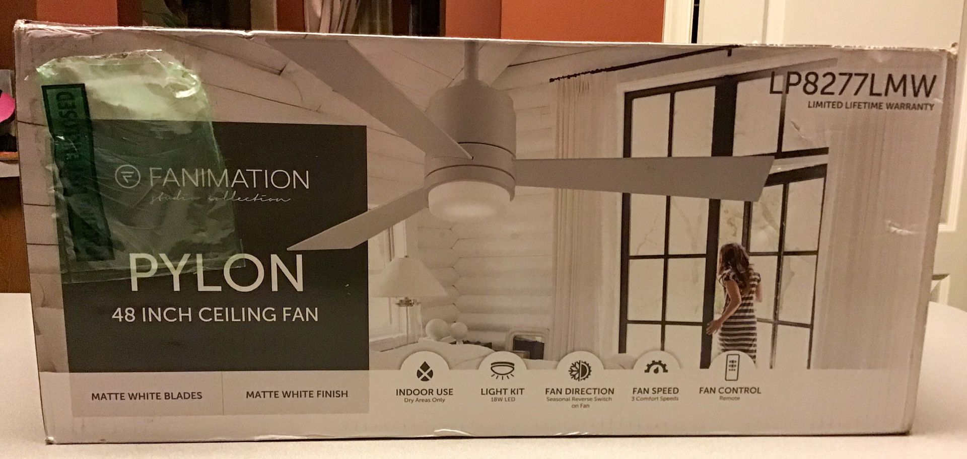 New Fanimation Studio Collection Pylon 48-in Matte White LED Indoor Ceiling Fan with Remote (3-Blade)