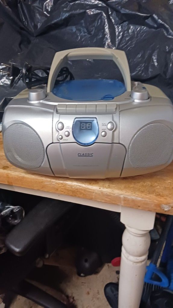 Classic Portable CD player