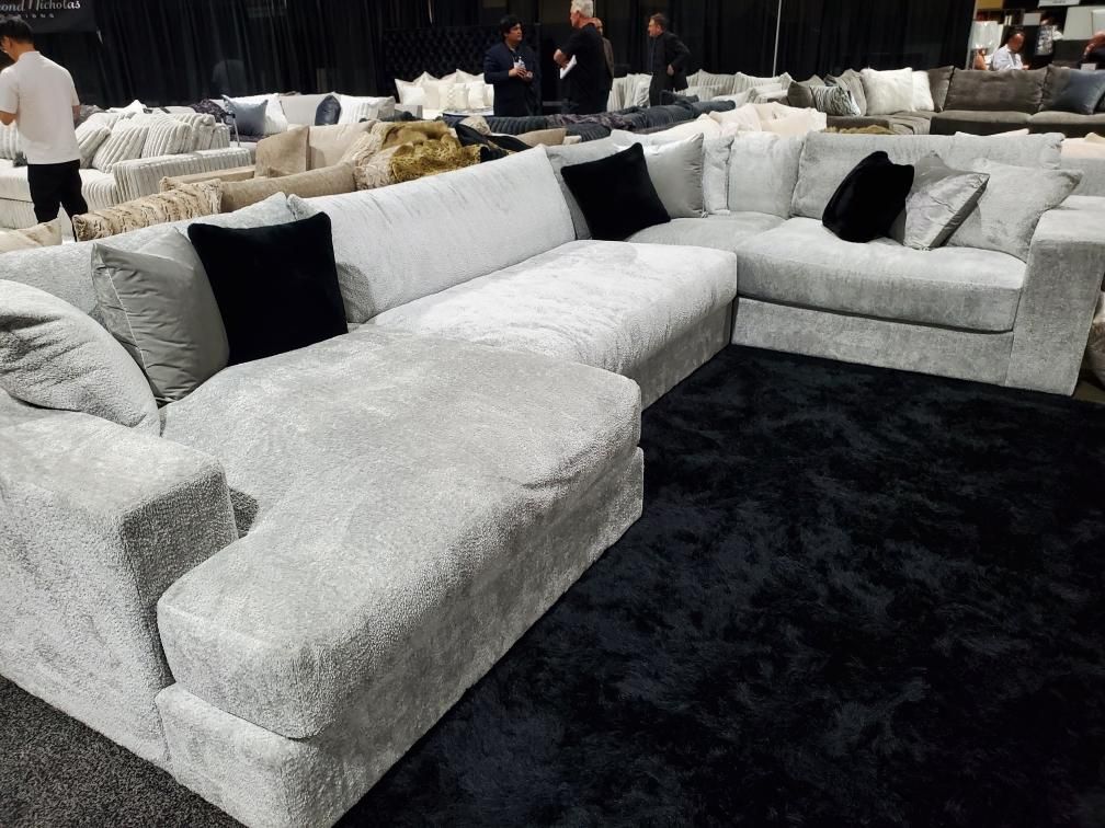 Oversized Sectional Sofa With Feather Down Cushions And Premium Fabric And Accent Pillows