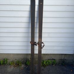Vintage Northland Wooden Skis