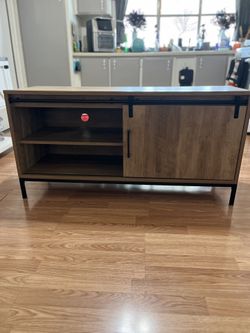 Small Entertainment Center 75$ Obo