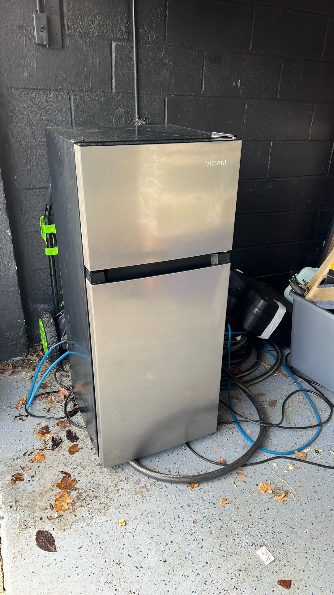 Used Vissani Mini Fridge