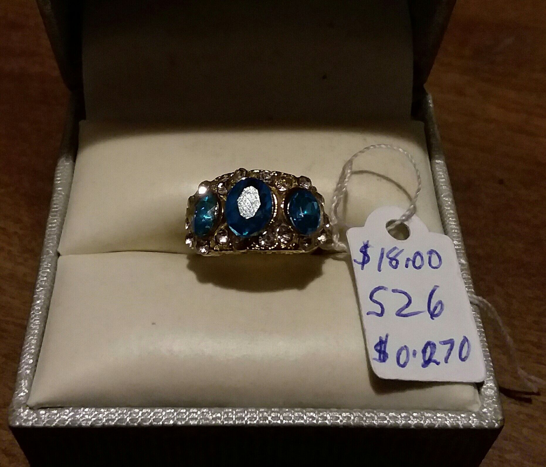 Brand New Fashion Blue CZ Celtic Ring.