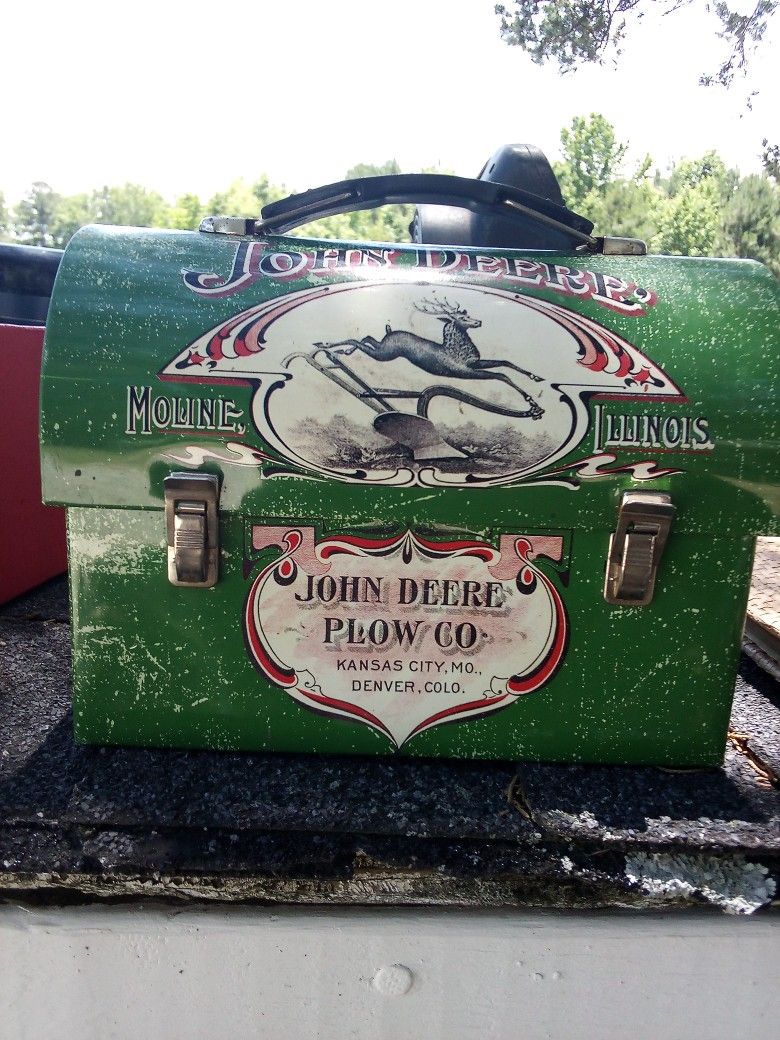 John Deere Box
