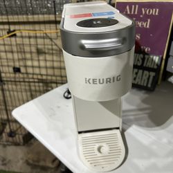 Keurig K-Iced Plus Single-Serve K-Cup Pod Coffee Maker with Iced Coffee Option