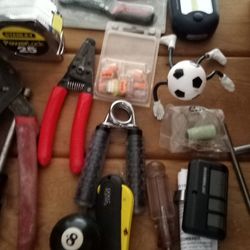 ASSORTED TOOLS 