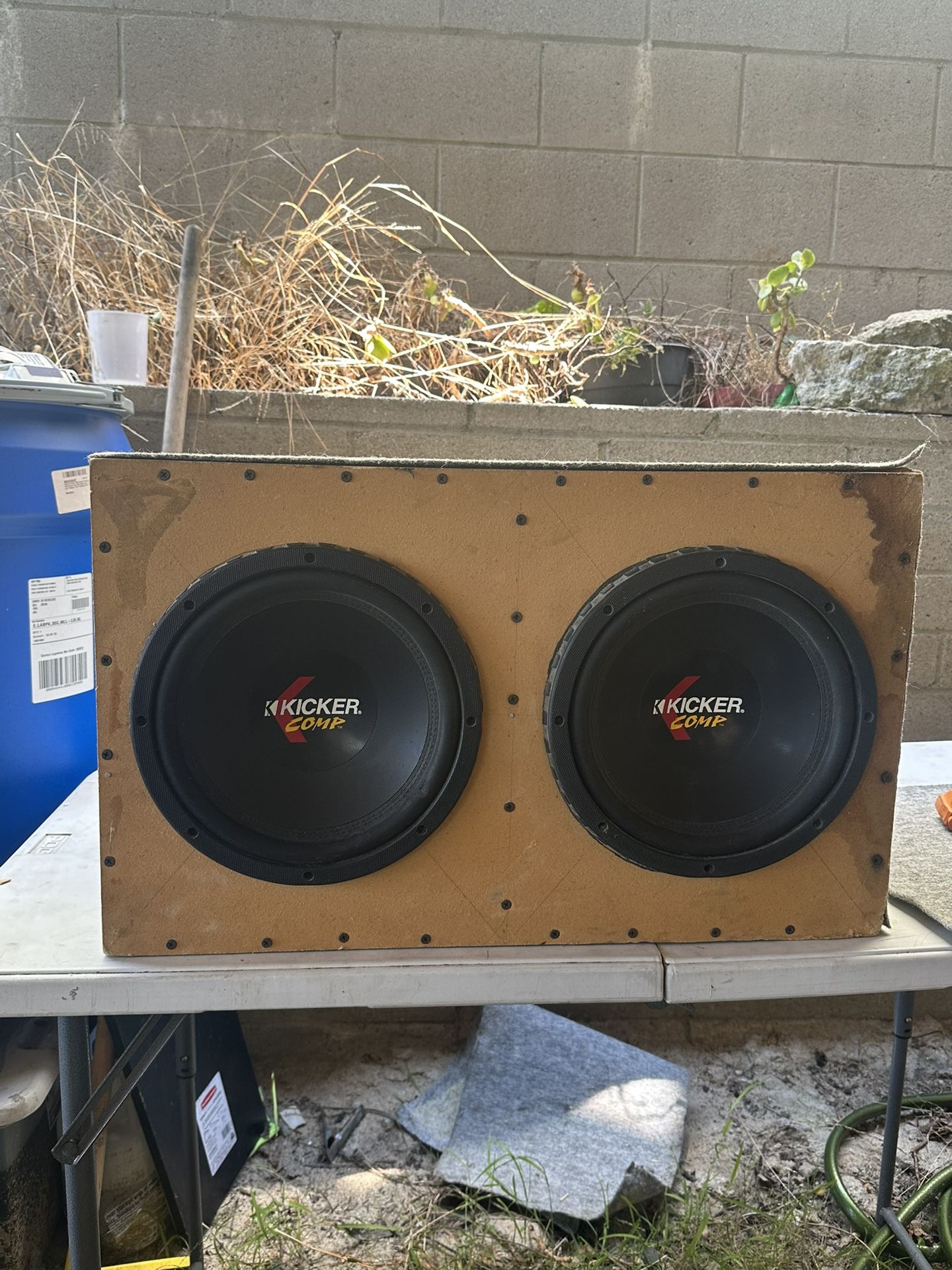 2 12in Subwoofer With Box