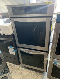 Whirlpool 24” double oven in stainless steel new open box