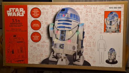 Home depot exclusive R2D2 3.5 ft tall