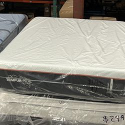 💥Queen Mattress Tempurpedic ProAdapt Firm 💥