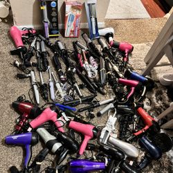 Hair Dryer-hair Straight And Hair Curly Like New 12$ For Each 