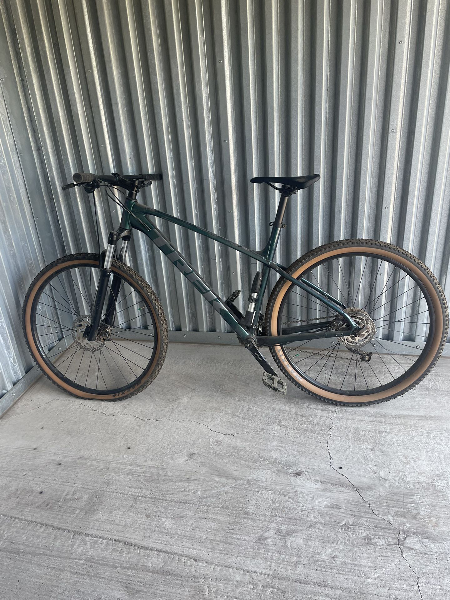 Trek Marlin 7 Gen 3 mountain Bike