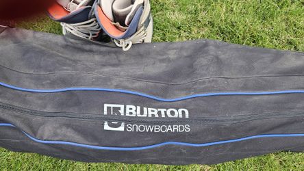  ROSSIGNOL SNOWBOARD AND BURTON BOOTS