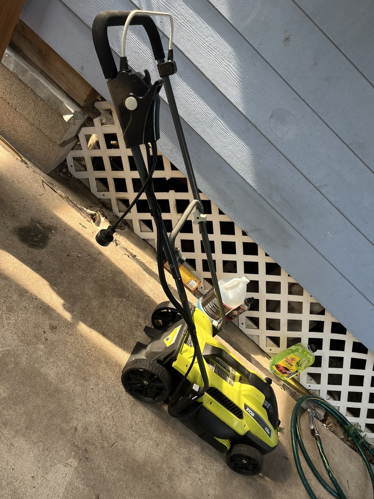 RYOBI lawn mower 