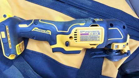 Dewault Multitool
