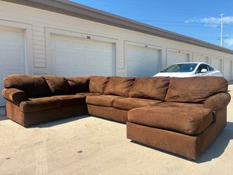 Large 3-Piece Sectional Sofa – Must Go Today! Great Deal