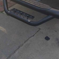 Towing hitch two step bar for trucks and SUVs