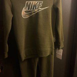 Boys Size 6 Name Brand Sets 