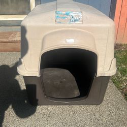 ASPEN  PETMATE BIG DOG HOUSE