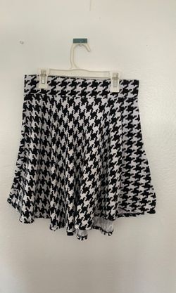 Pixel skater skirt