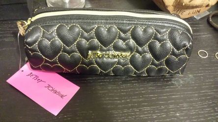 Betsey Johnson small makeup bag never used