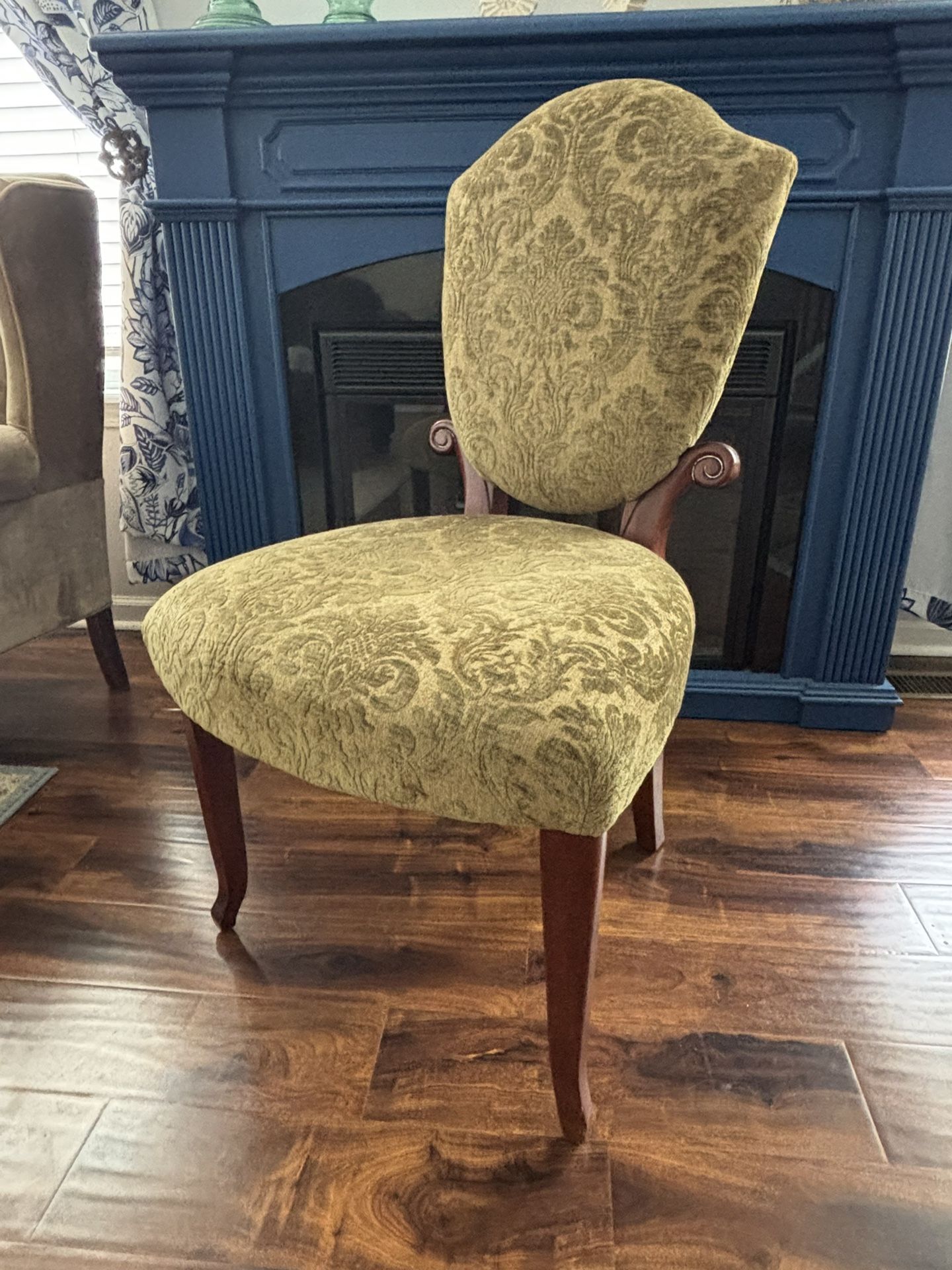 Bombay Co. Accent Chair