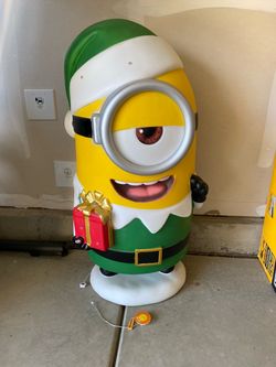 Despicable Me Christmas Minion Blow Mold