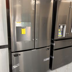 29 cu ft. French Door Refrigerator with Slim Design Water Dispenser