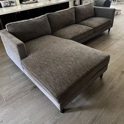 Living spaces Cosmos sofa sectional with Chaise Lounge 