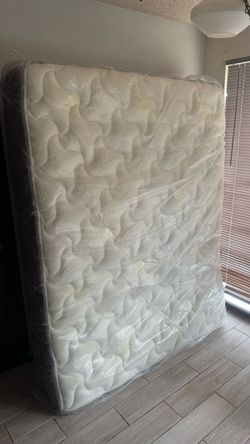 Bamboo Quilted Mattress Still in Factory Plastic