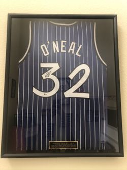 Autographed Shaquille O’Neal Orlando Magic Jersey