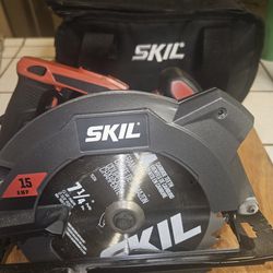 SKIL 15-Amp 7-1/4-in Corded Circular Saw

