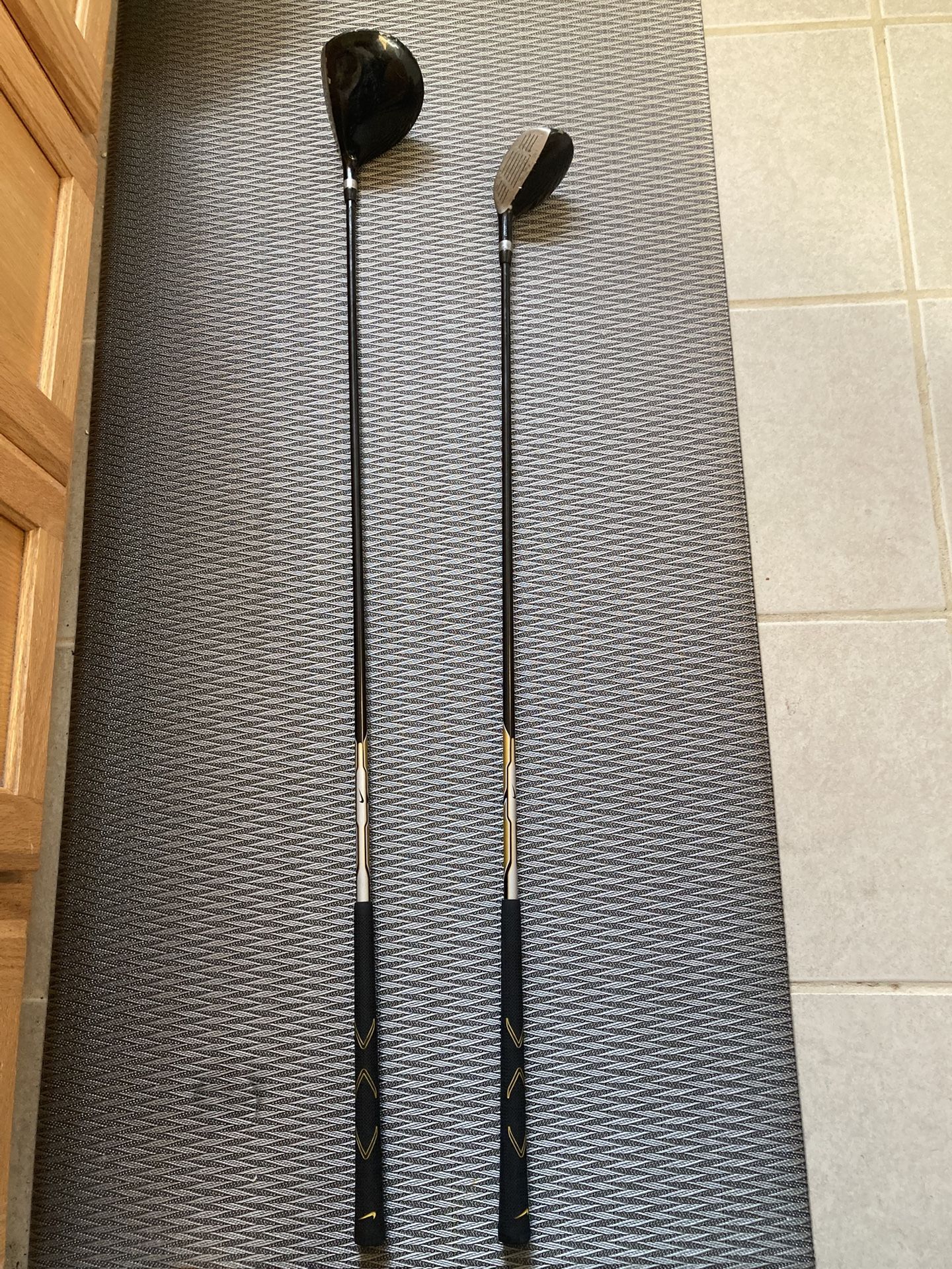 Juniors Nike SQ Sasquatch Mach Speed JR. Driver Graphite Shaft RH 40” And # 4
