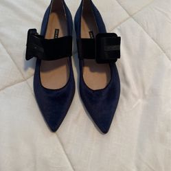 New Ava & Aiden Flats Size 10