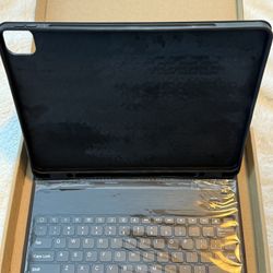 New iPad Keyboard And Case