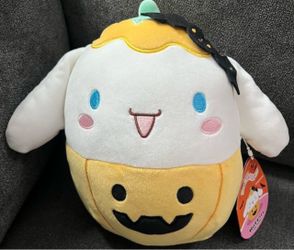 Hello kitty Cinnamon Roll Squishmallow 6.5” Plush New with Tags