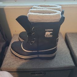 Sorel Caribou Hiking Hunting Boots